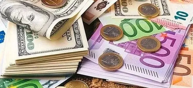 Küresel piyasalarda doların değer kaybı sürüyor. Uzmanlar konuya ilişkin neler