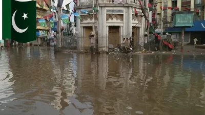 Pakistan’da etkisini sürdüren muson yağmurları, ülke genelinde ciddi can kayıplarına