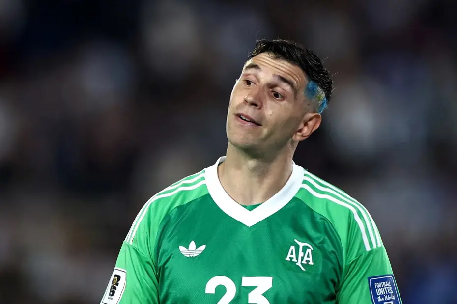Emiliano Martinez Galatasaray’a geliyor mu, bonservis bedeli ne kadar? Manchester United transferi iptal mi oldu?