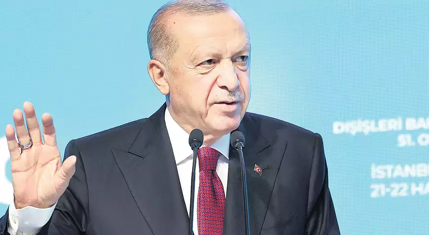 Cumhurbaşkanı Erdoğan, İslam İşbirliği Teşkilatı zirvesinde bölgesel krizlere karşı net