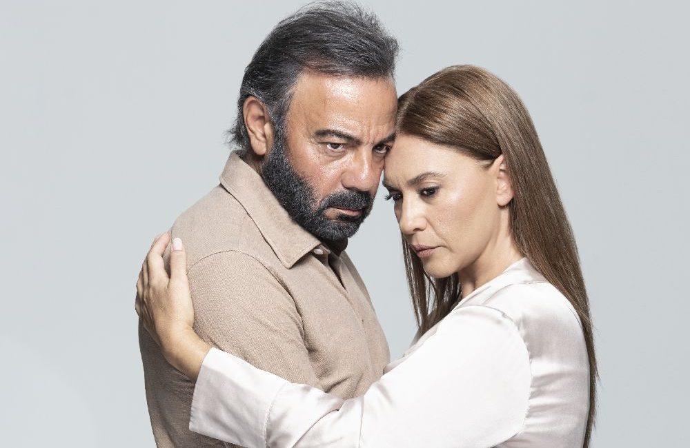 Son dönemin dikkat çeken çifti Evrim Alasya ve Kerem Alışık,