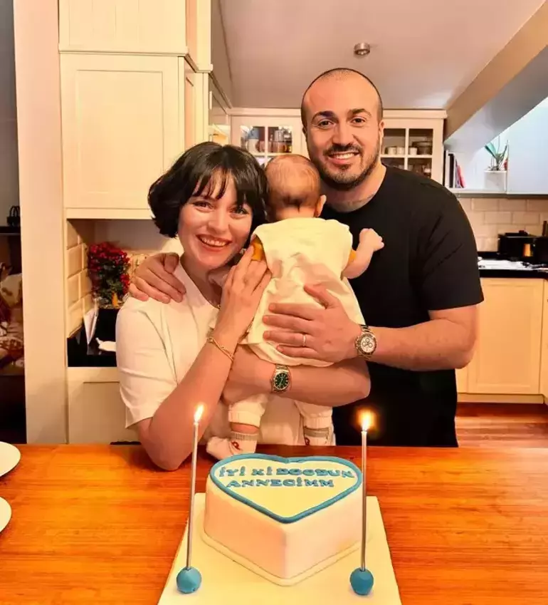 Ezgi Mola Boşandı! Küs Olduğu Enis Arıkan Ne Dedi?