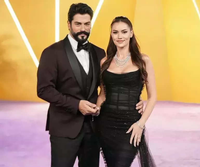 Fahriye Evcen’den Sürpriz İmaj Değişikliği! Yeni Saç Modeli Olay Oldu