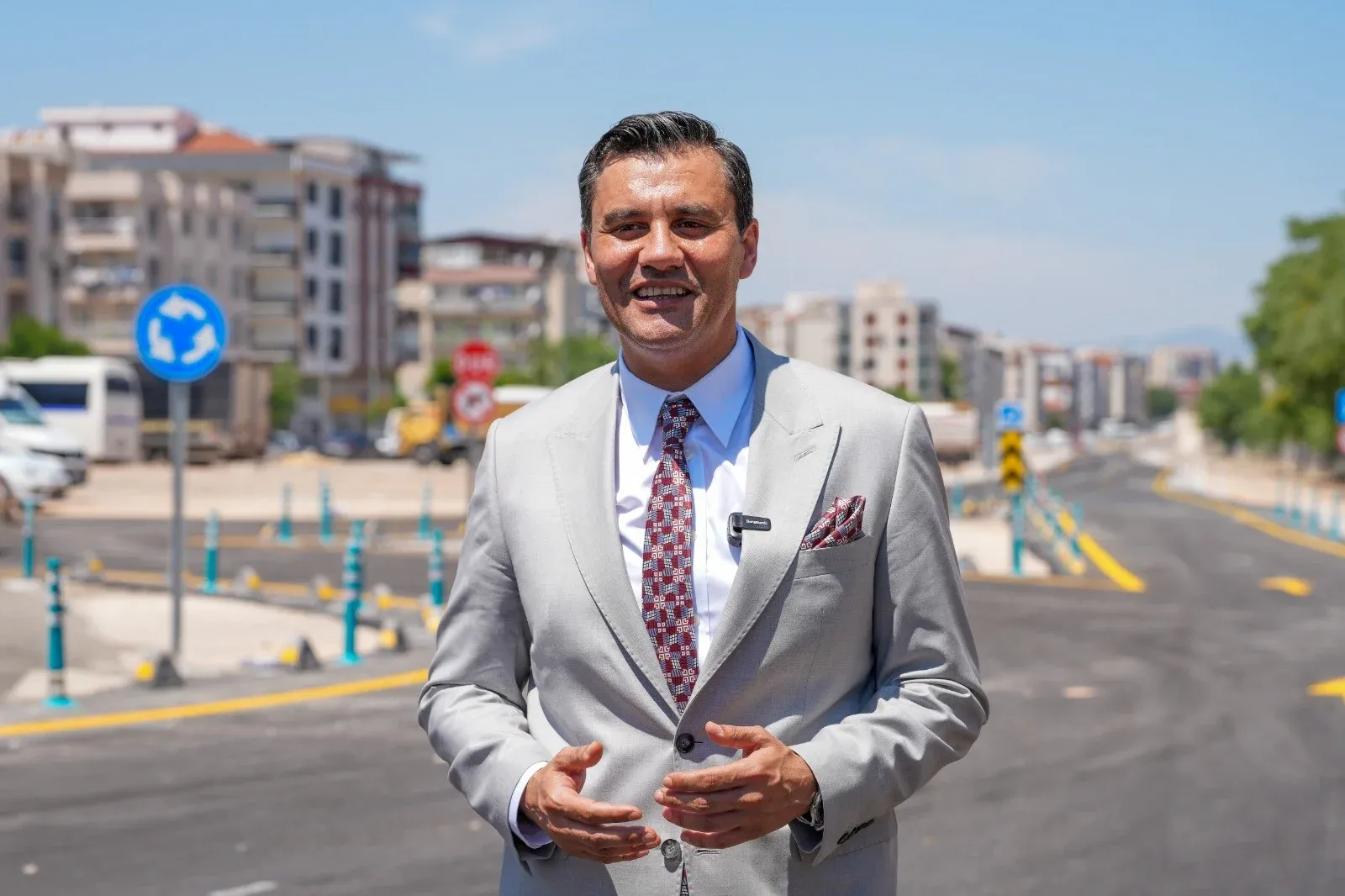 Ferdi Zeyrek Öldü Mü? Manisa Belediye Başkanı'nın Sağlık Durumu ve Hayat Hikayesi
