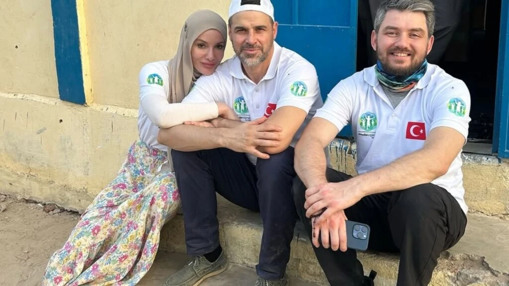 Gamze Özçelik ve Reshad Strik’ten 1. Yıl Paylaşımı! “Kurban Bayramı Yolculuğunda Kutlamalar Başlasın” Gamze Özçelik ve Reshad Strik’ten 1. Yıl Paylaşımı! “Kurban Bayramı Yolculuğunda Kutlamalar Başlasın”