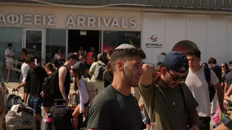Güney Kıbrıs’ta İsrail Alarmı: 15 Bin Kişilik Yerleşim Planı KKTC’yi Kuşatıyor!