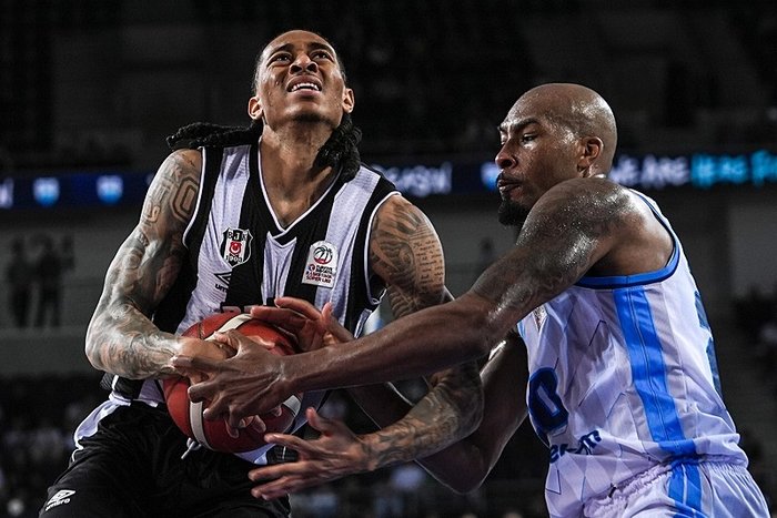İZLEME KANALI: Anadolu Efes-Beşiktaş Fibabanka Maçı CANLI İZLE Linki Var mı? Canlı Yayın Ücretsiz İzleme Bilgileri (Basketbol Ligi Play-off 3. Maç)
