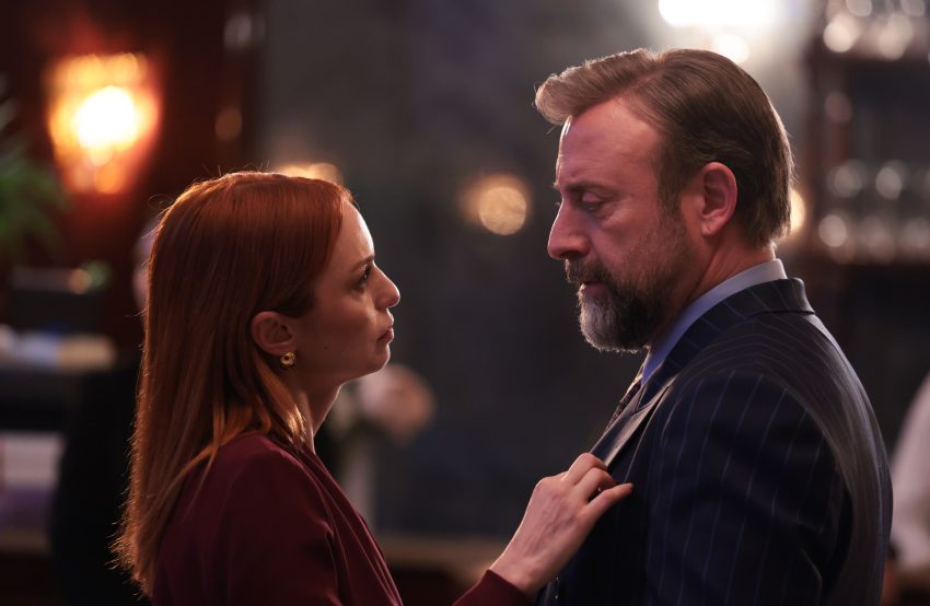 Halit Ergenç’in başrolde yer aldığı “Kral Kaybederse” dizisinin ikinci sezon
