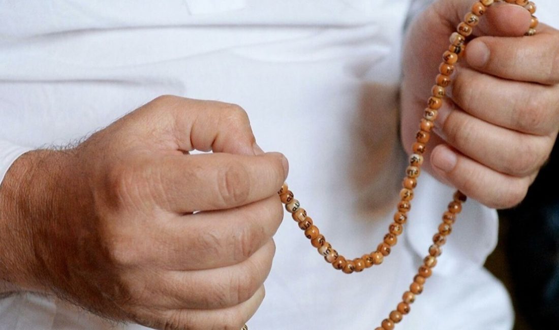 Muharrem ayında çekilecek tesbihler, hangi zikirler okunur, kaç defa okunmalı,