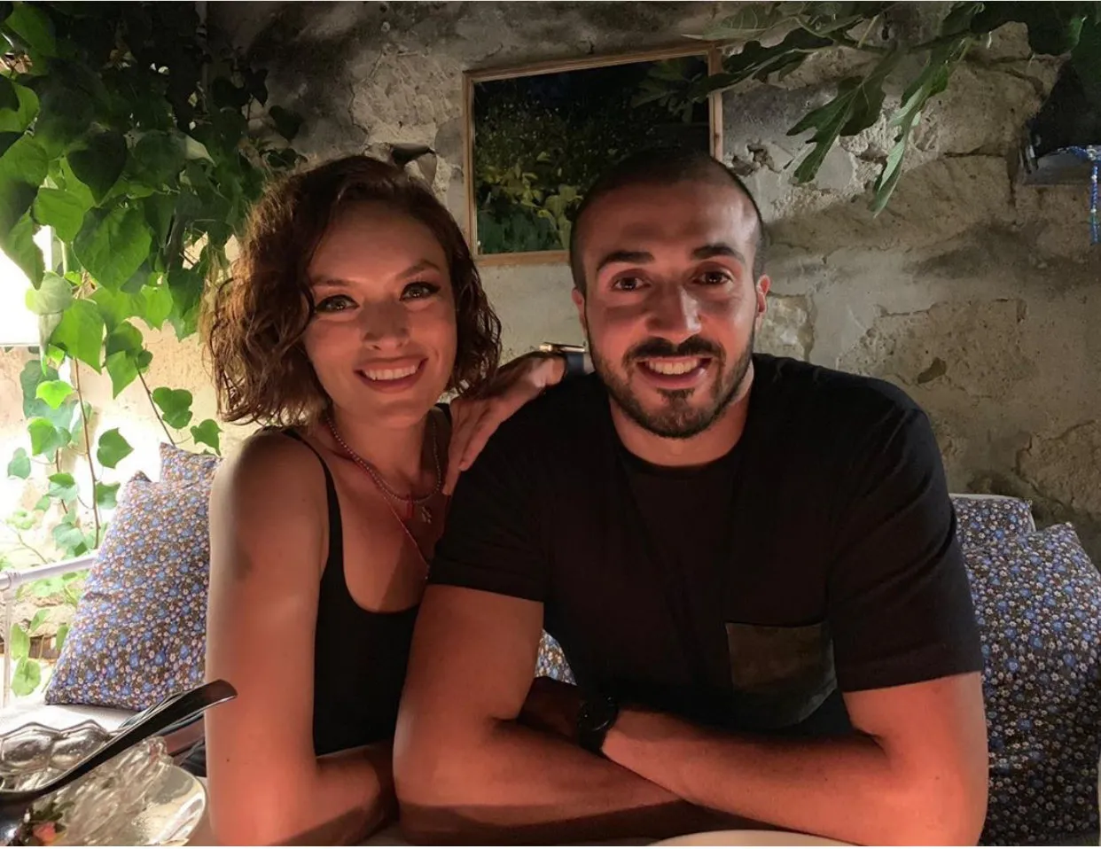Mustafa Aksakallı Kimdir? Ezgi Mola’nın Eski Eşinin Hikayesi
