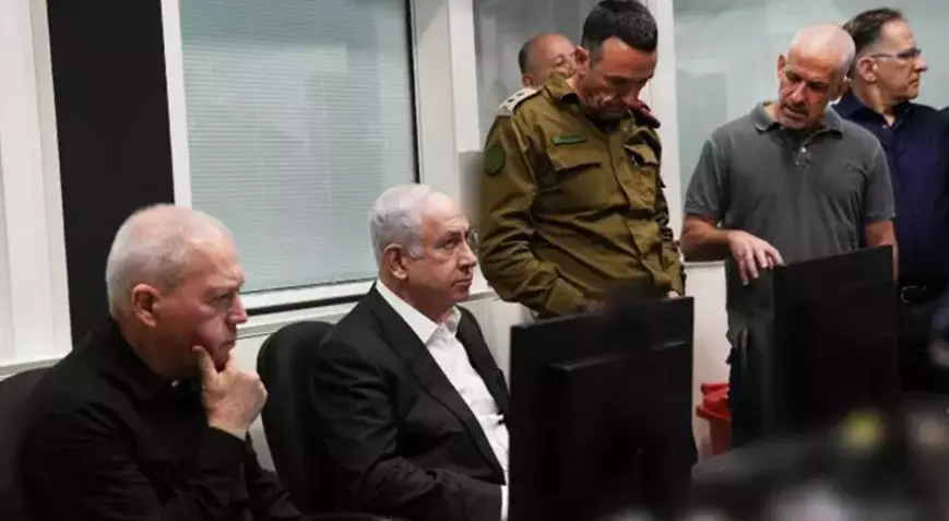 İsrail Başbakanı Netanyahu’nun, Haredi öğrencilerin askerlikten muaf tutulmasına karşı çıkan