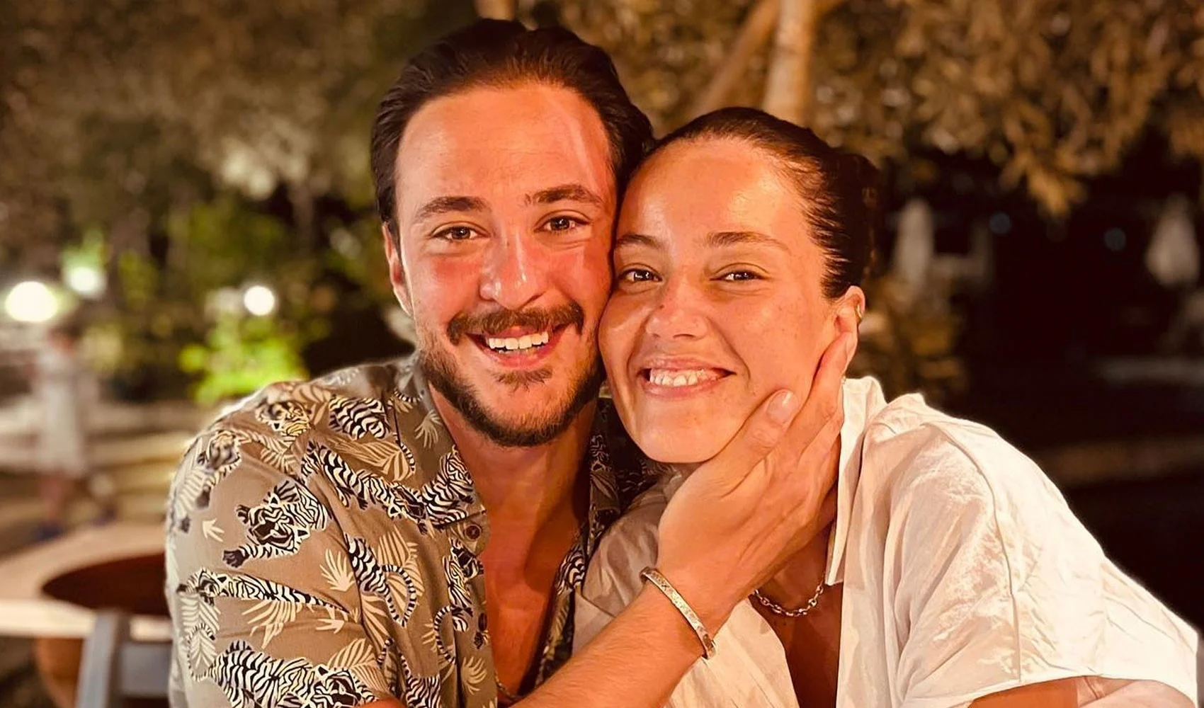 Pelin Akil Evli mi, Boşandı mı? Eski Eşi Kim, Kaç Çocuğu Var? Aslen Nereli, Boyu, Kilosu, Yaşı Kaç?