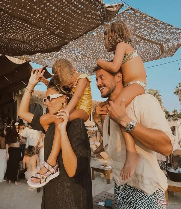 Pelin Akil ve Anıl Altan Boşandı! “Karı Koca Olarak Yollarımızı Ayırdık” Açıklaması Geldi
