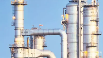 İran’ın Hürmüz Boğazı’nı kapatma ihtimali petrol fiyatlarında panik yarattı. JPMorgan