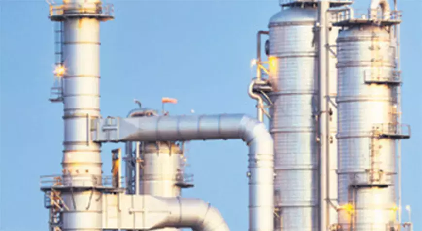İran’ın Hürmüz Boğazı’nı kapatma ihtimali petrol fiyatlarında panik yarattı. JPMorgan