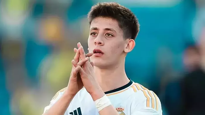 Real Madrid’de Parlayan Arda Güler: “Ay-Yıldızlı Forma ile Kupa Kaldırmak İstiyorum”