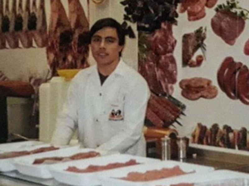 Salt Bae (Nusret Gökçe) Gerçekten Kasap Mıydı, Erzurum'dan Nasıl Çıktı? Nusr-Et’in İlk Şubesi Nerede Açıldı, Serveti Ne Kadar, Kaç Restoranı Var, Doğuş Grubu’yla Hâlâ Ortak Mı?