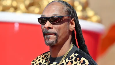 Snoop Dogg’un hayatı film oluyor! Başrolde Jonathan Daviss’in yer aldığı