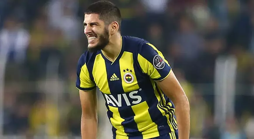 Yassine Benzia’dan Fenerbahçe’ye Şok Sözler: “Oyunculara Hayvan Gibi Davranıyorlar”