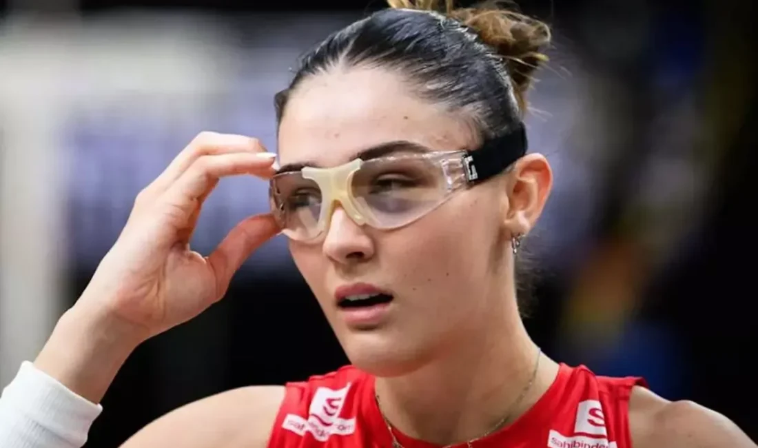 Zehra Güneş gözüne ne oldu? Milli voleybolcu neden gözlük takıyor?