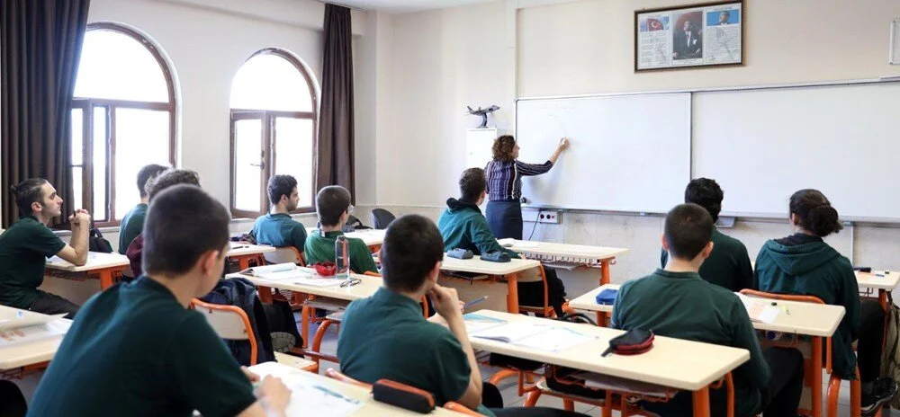 2025-26 okullar ne zaman açılıyor, birinci dönem başlangıç ve bitiş