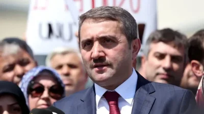 Bursalı Türk halk müziği sanatçısı Ali Saruhan hayatını kaybetti. Peki,