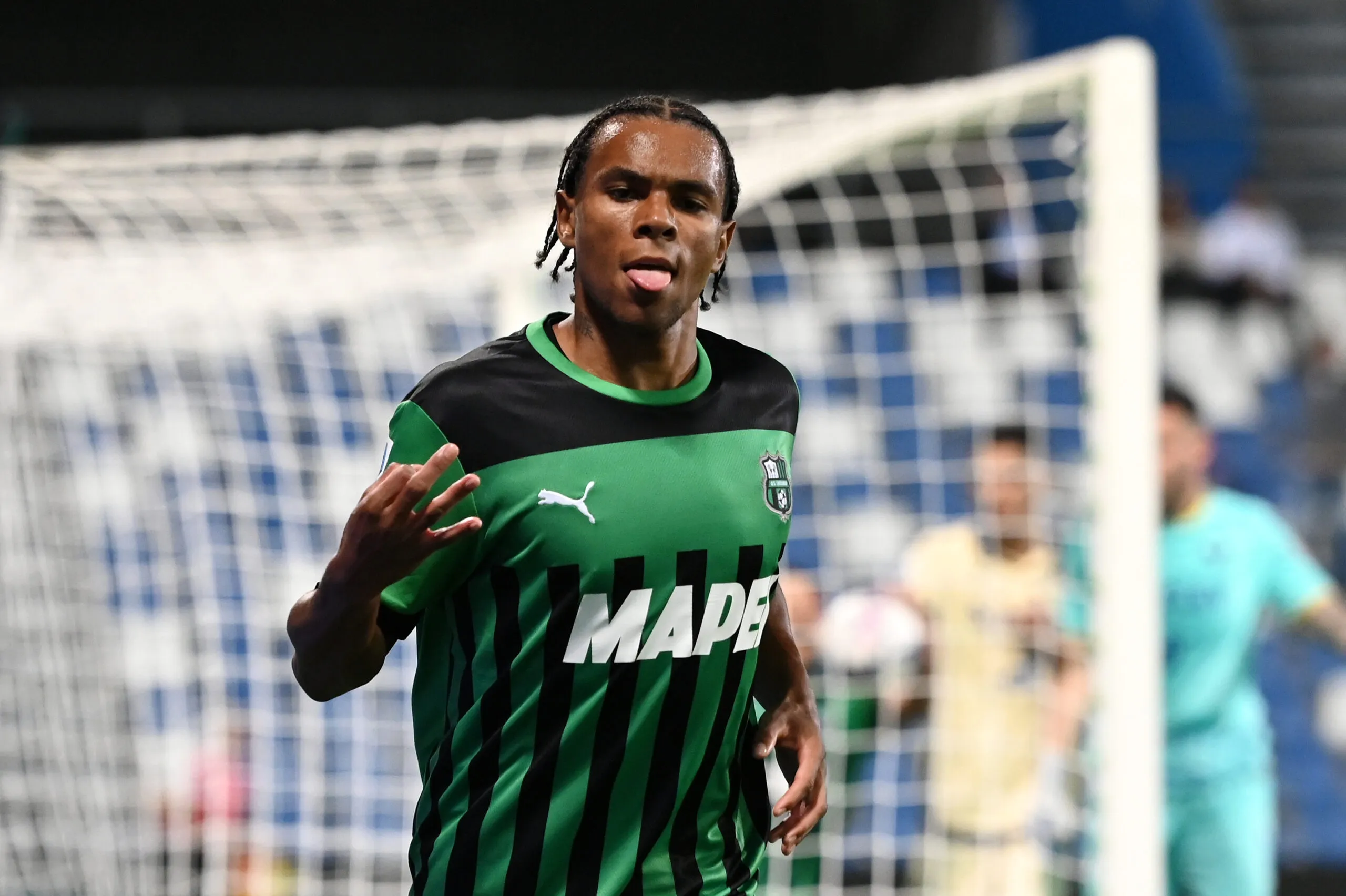 Fenerbahçe'nin transfer listesine giren Armand Lauriente piyasa değeriyle gündemde. Kanat