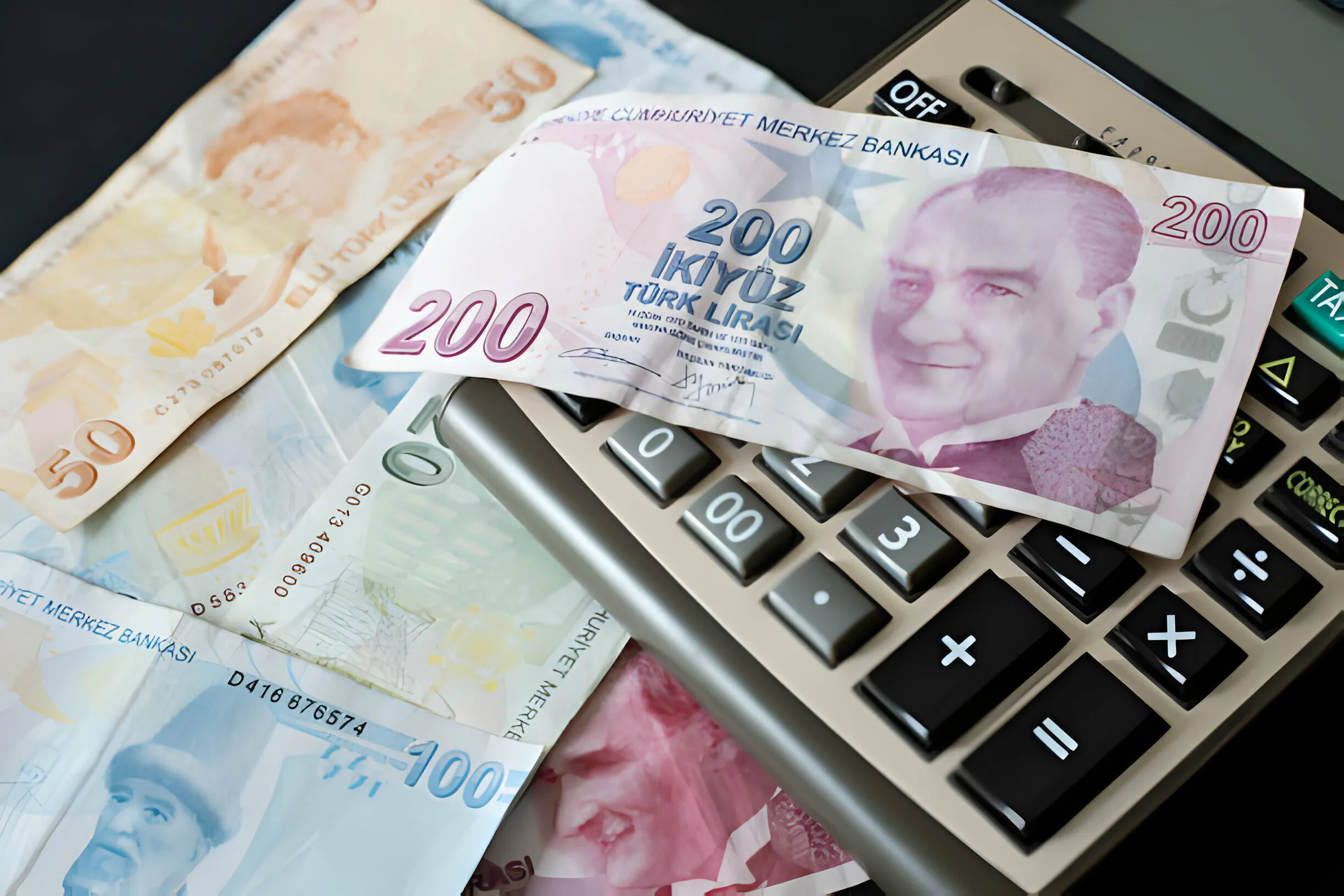 Asgari Ücrete Zam Mı Gelecek? 2025 İçin Çifte Zam Talebi Yeniden Gündemde