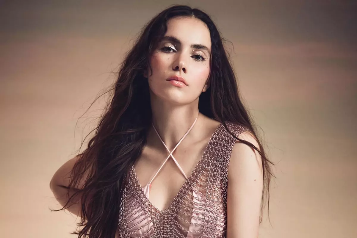 “Ayşe Tatile Çıktı” filminin Aysel Öğretmen'i Almila Ada Kimdir? Türk mü, Kaç Yaşında, Evli mi, Nereli?