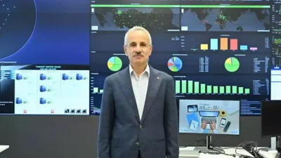 Bakan Uraloğlu, elektronik haberleşme sektöründe yatırımların yüzde 80 artışla 94,1