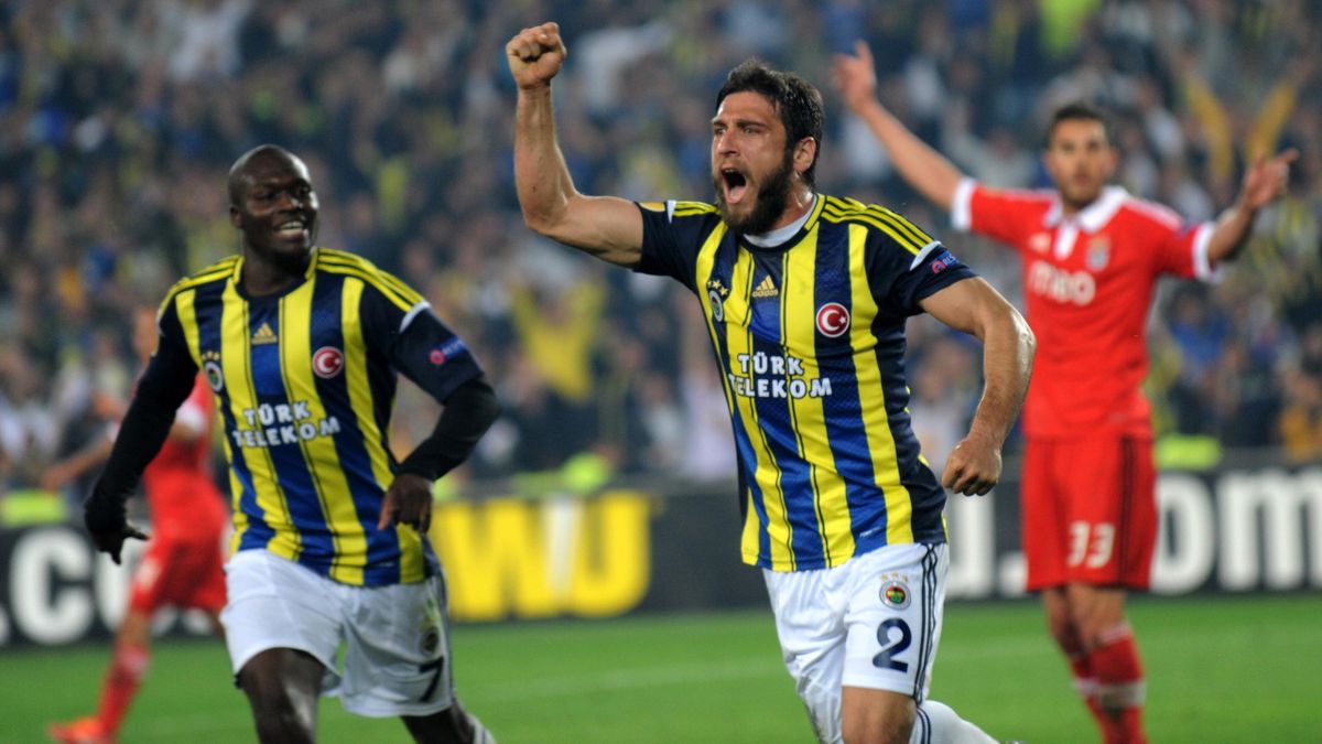 Benfica-Fenerbahçe CANLI MAÇ İZLE! S Sport Plus Benfica-Fenerbahçe CANLI YAYIN bilgileri burada!