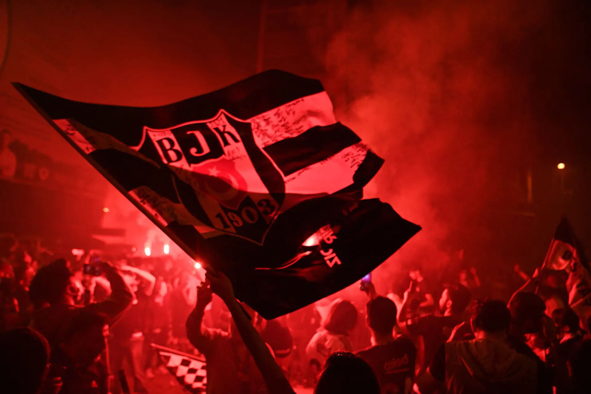 Beşiktaş-Shakhtar Donetsk Maçı Hangi Gün, Hangi Kanalda, Saat Kaçta Canlı Yayınlanacak? | UEFA Avrupa Ligi 2. Ön Eleme Turu