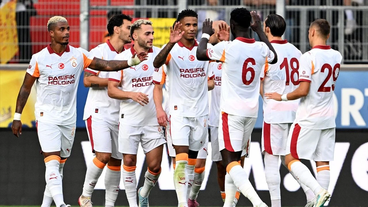 CANLI MAÇ İZLE EKRANI! GS–Strasbourg S Sport Plus'ta Şifresiz İzlenir mi? Hazırlık Maçı–26 Temmuz 2025