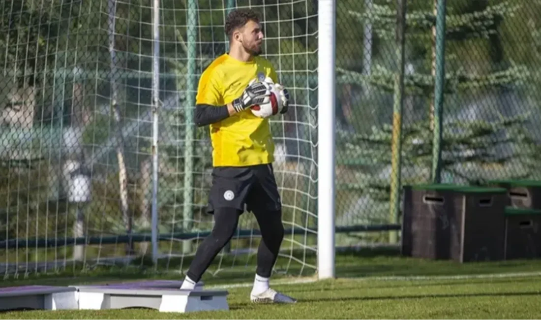 Yeni sezonda her kulvarda başarı hedefleyen Fenerbahçe, transfer çalışmalarını bu