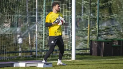 Yeni sezonda her kulvarda başarı hedefleyen Fenerbahçe, transfer çalışmalarını bu