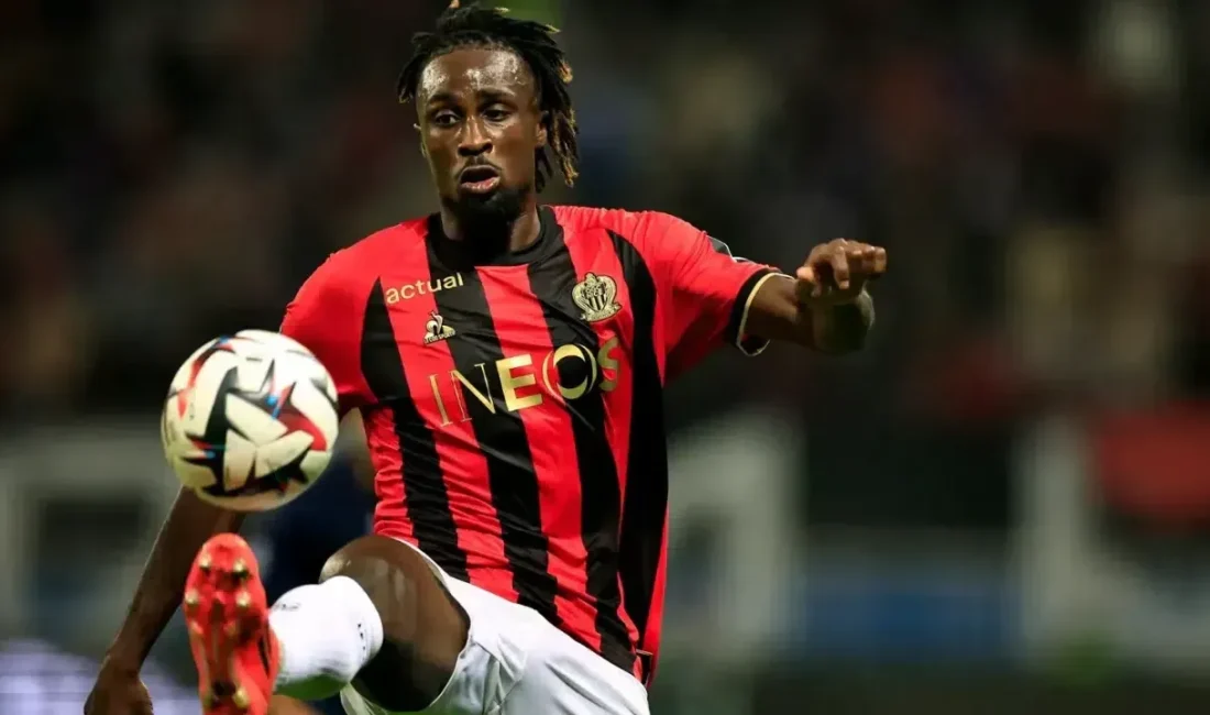Trendyol Süper Lig’de şampiyonluk hedefiyle yeni sezona hazırlanan Fenerbahçe, transfer