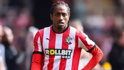 Süper Lig'in köklü kulüplerinden Beşiktaş, uzun süredir arayışta olduğu sağ