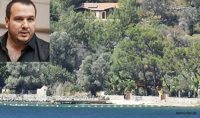 Ünlü komedyen Şahan Gökbakar, Marmaris’in eşsiz doğasına sahip Delikyol Koyu’ndaki