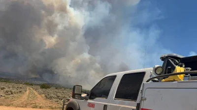 Büyük Kanyon Milli Parkı’nda yıldırım düşmesi sonucu orman yangını çıktı.