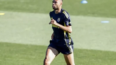 Fenerbahçe, yeni sezon hazırlıklarını tüm hızıyla sürdürürken, Faslı golcü Youssef