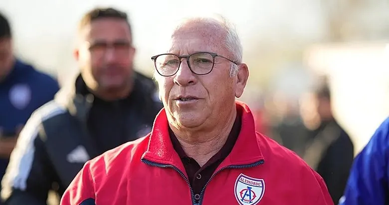 İzmir’in 2. Lig’de mücadele eden köklü futbol kulübü Altınordu’da önemli