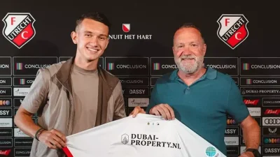 Hollandalı eski futbolcu Wesley Sneijder’in oğlu Jessey Sneijder, 18 yaşında