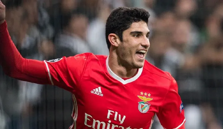 Beşiktaş'ta Orkun Kökçü transferinin ardından transfer çalışmaları tüm hızıyla sürüyor.