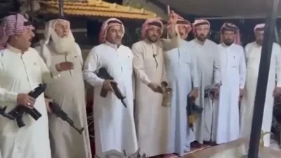 Suriye’nin güneyindeki Süveyda ilinde Dürzi silahlı gruplarla Bedevi aşiretleri arasında