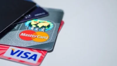 Rekabet Kurumu, küresel ödeme sistemleri devleri Mastercard ve Visa hakkında
