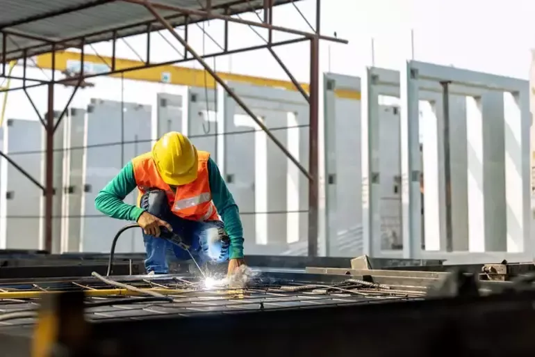 Yaklaşık 600 bin kamu işçisinin 2025-2026 dönemini kapsayan Toplu İş