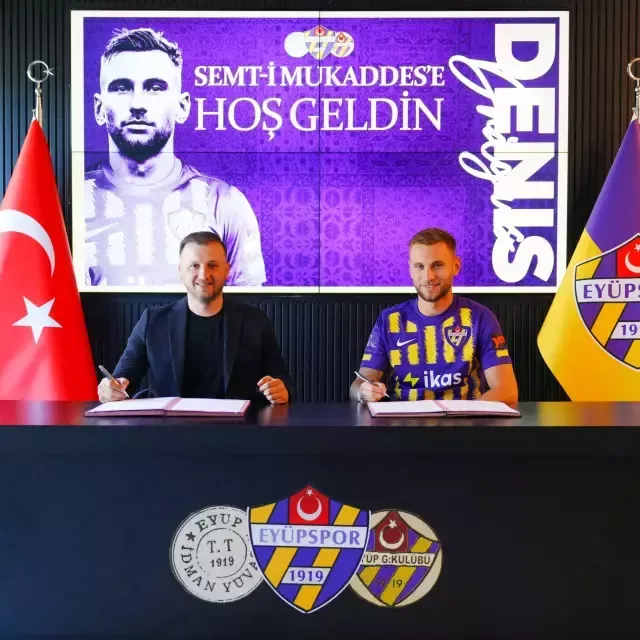 Süper Lig ekiplerinden Eyüpspor, Trabzonspor’dan Rumen forvet Denis Draguş’u 1