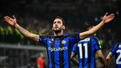 İtalya Serie A ekiplerinden Inter'de forma giyen milli futbolcu Hakan