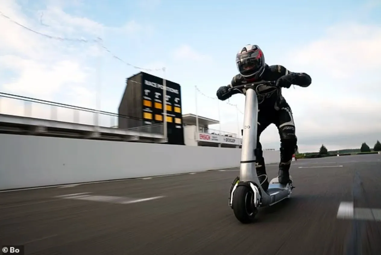 turbo-scooter