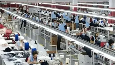  Mahkemeler her iki firma için de iflas koruma süreci başlatırken,